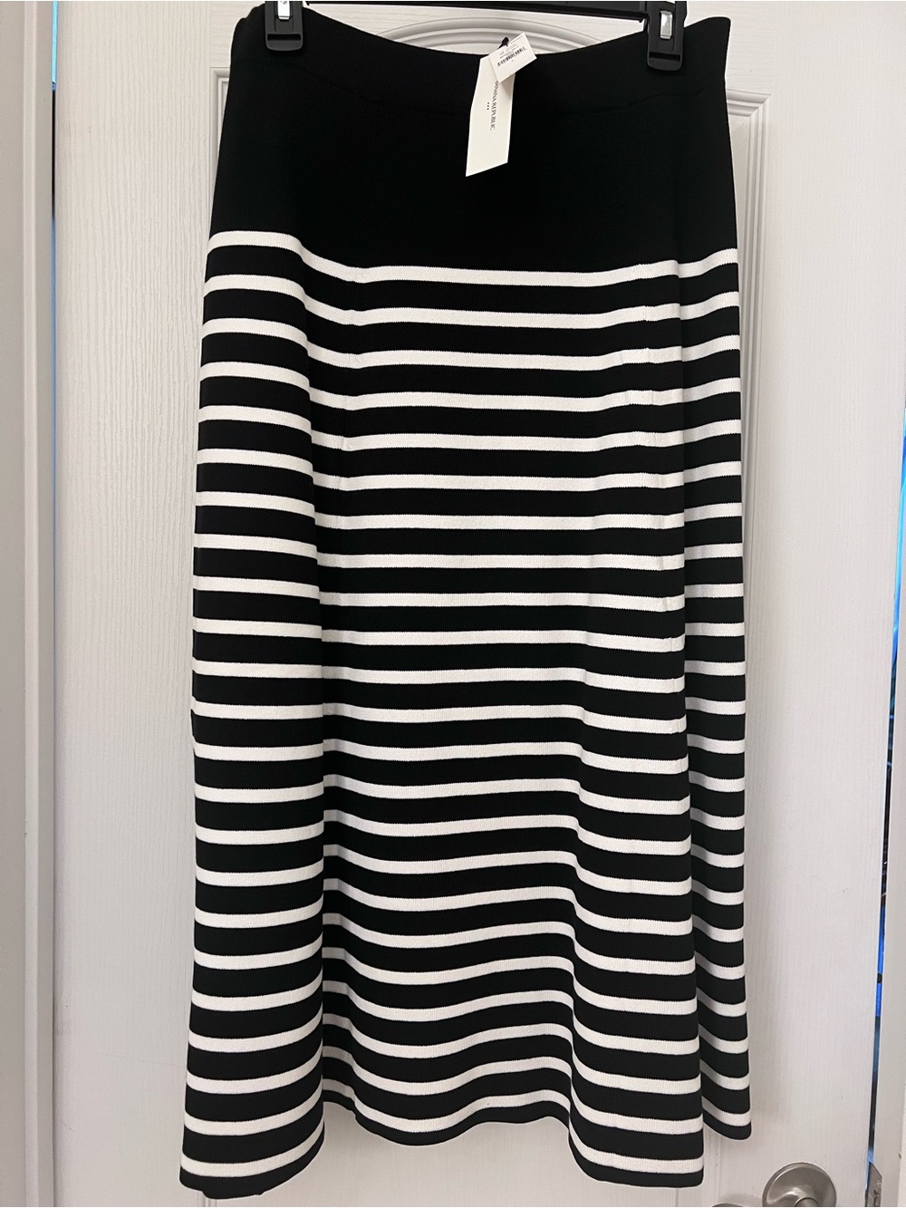 Banana Republic Factory Black & White Striped Knit Midi Skirt